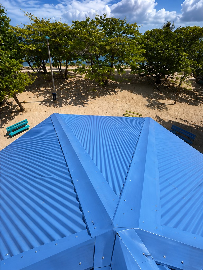 Couverture du carbet en tôle nervurée